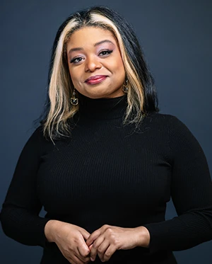 ShaeLisa Anderson joined Henshaw Law with years of experience in the criminal justice system, having worked at the Anchorage District Attorney’s Office on the prosecution side before transitioning into family law.